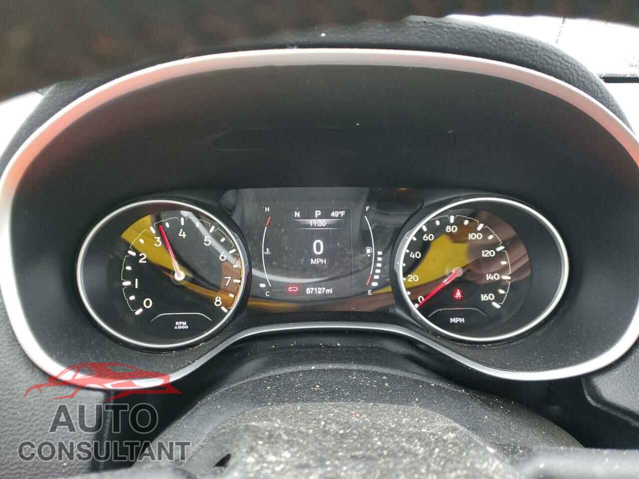 JEEP COMPASS 2018 - 3C4NJDBB4JT257823