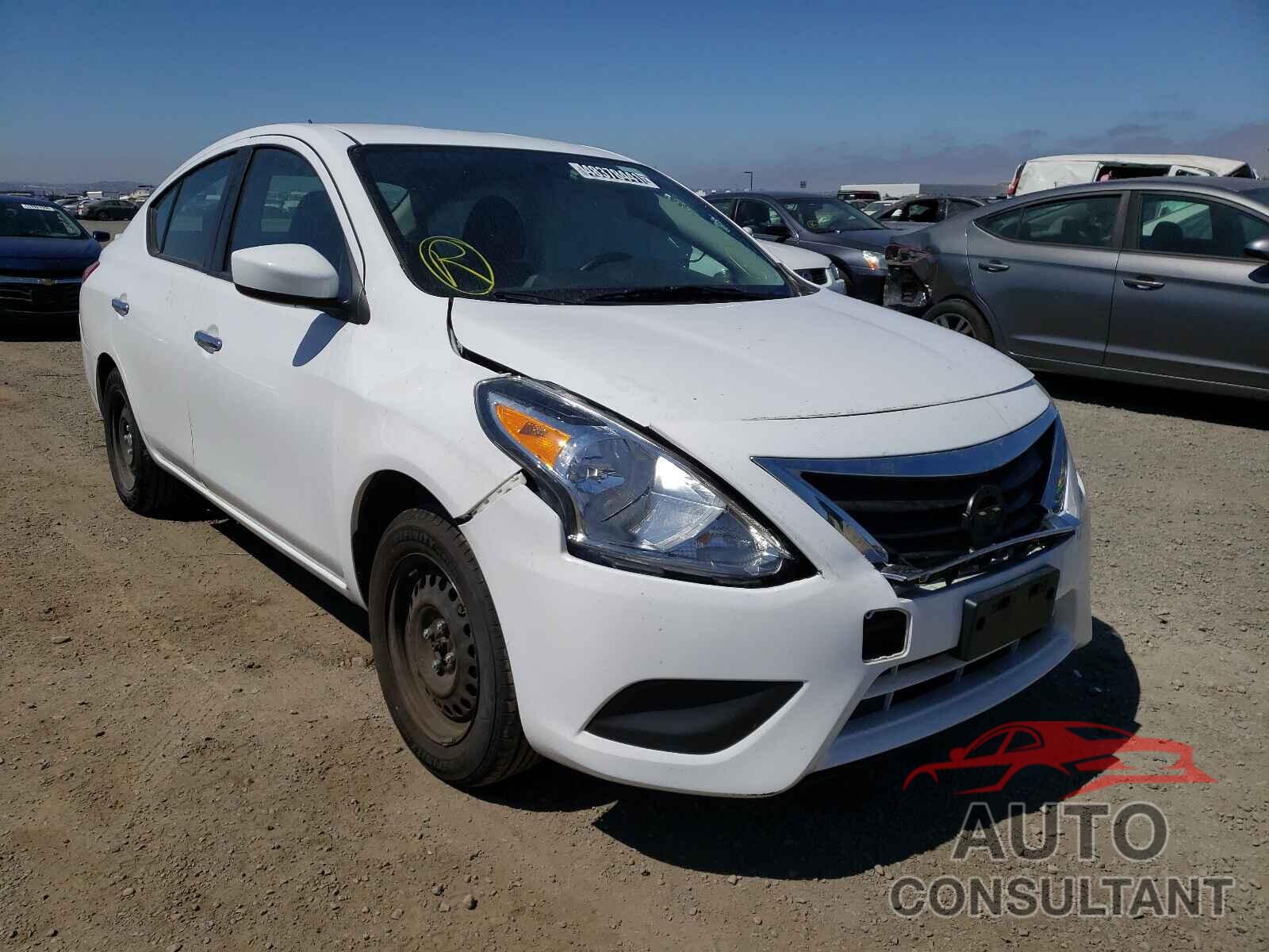 NISSAN VERSA 2019 - 3N1CN7AP7KL869237