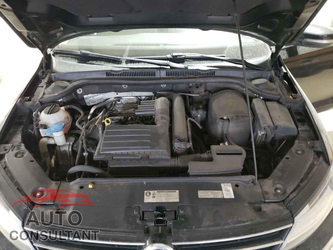 VOLKSWAGEN JETTA 2017 - 3VWDB7AJ8HM384577