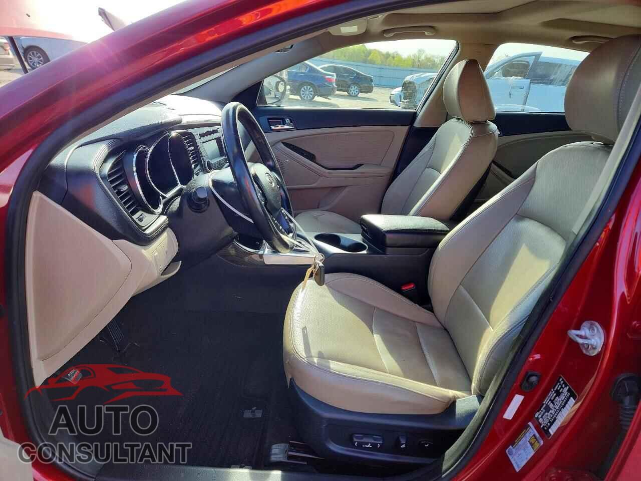 KIA OPTIMA 2012 - 5XXGN4A71CG043736