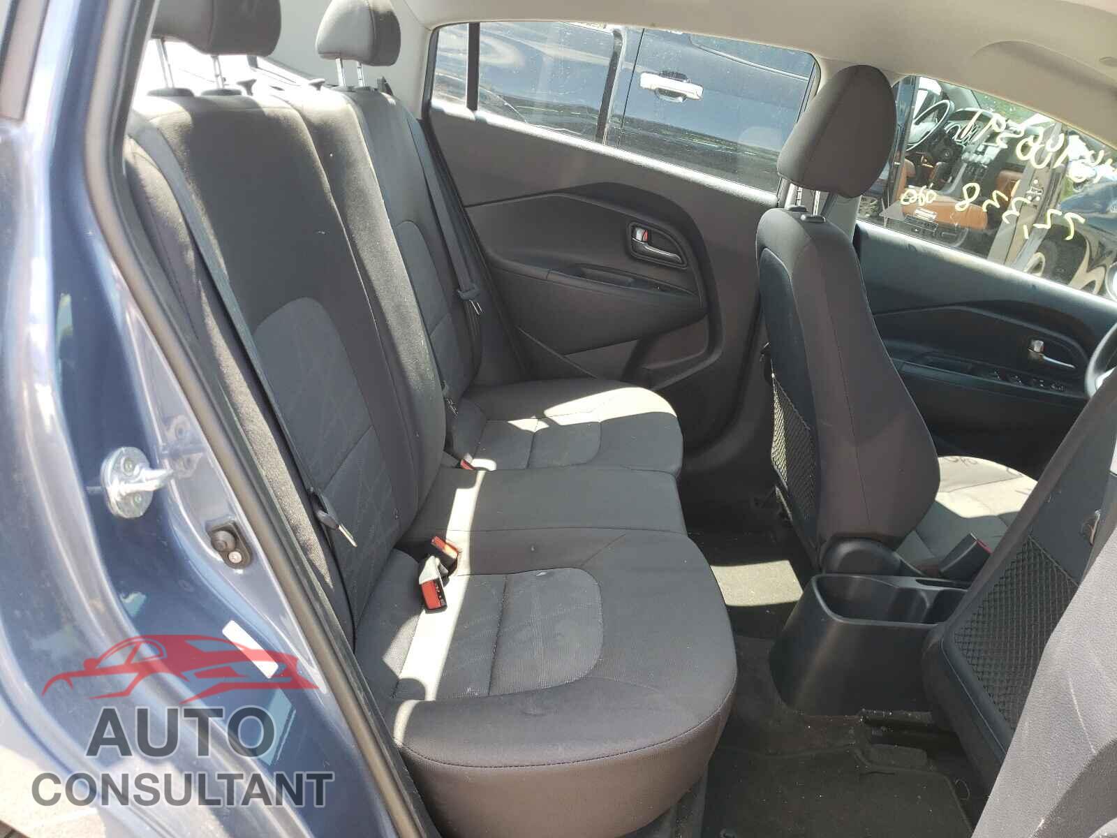 KIA RIO 2016 - KNADM4A31G6558563