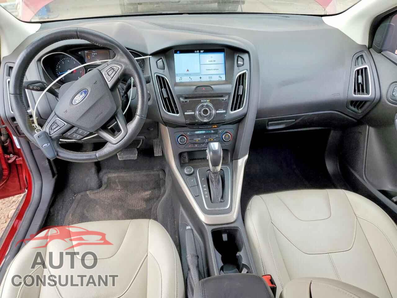 FORD FOCUS 2017 - 1FADP3J22HL327322