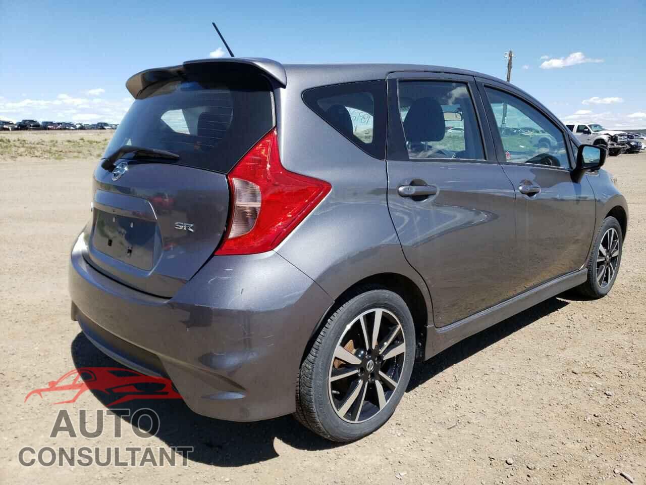 NISSAN VERSA 2018 - 3N1CE2CP5JL370743
