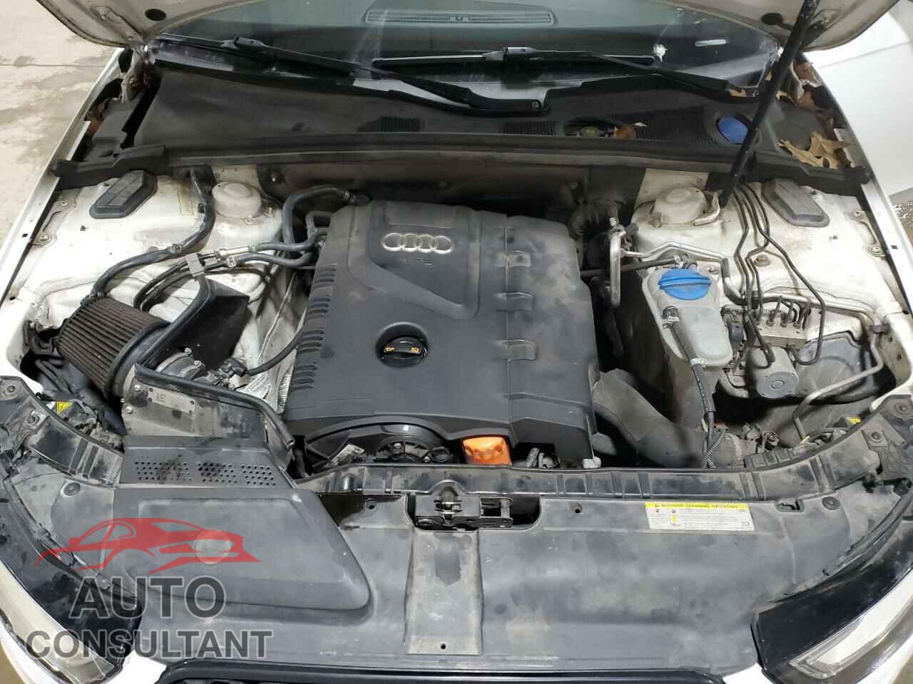 AUDI A4 2013 - WAUFFAFL8DN038341