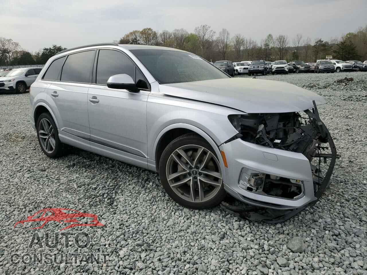 AUDI Q7 2018 - WA1VAAF71JD028164