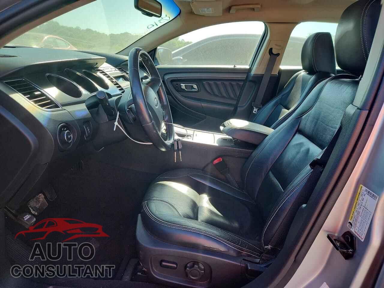 FORD TAURUS 2011 - 1FAHP2EW8BG109717