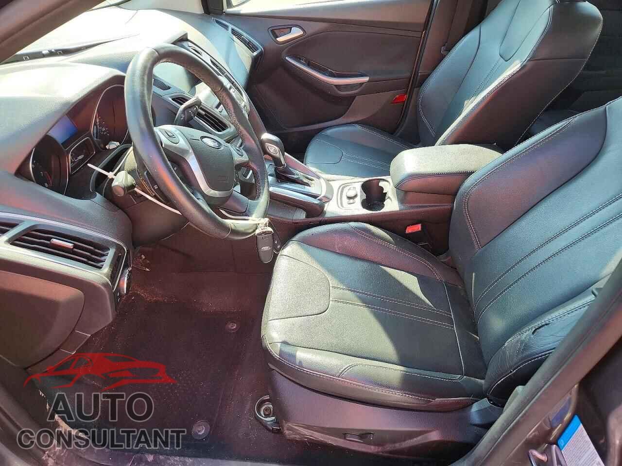 FORD FOCUS 2013 - 1FADP3J2XDL231903