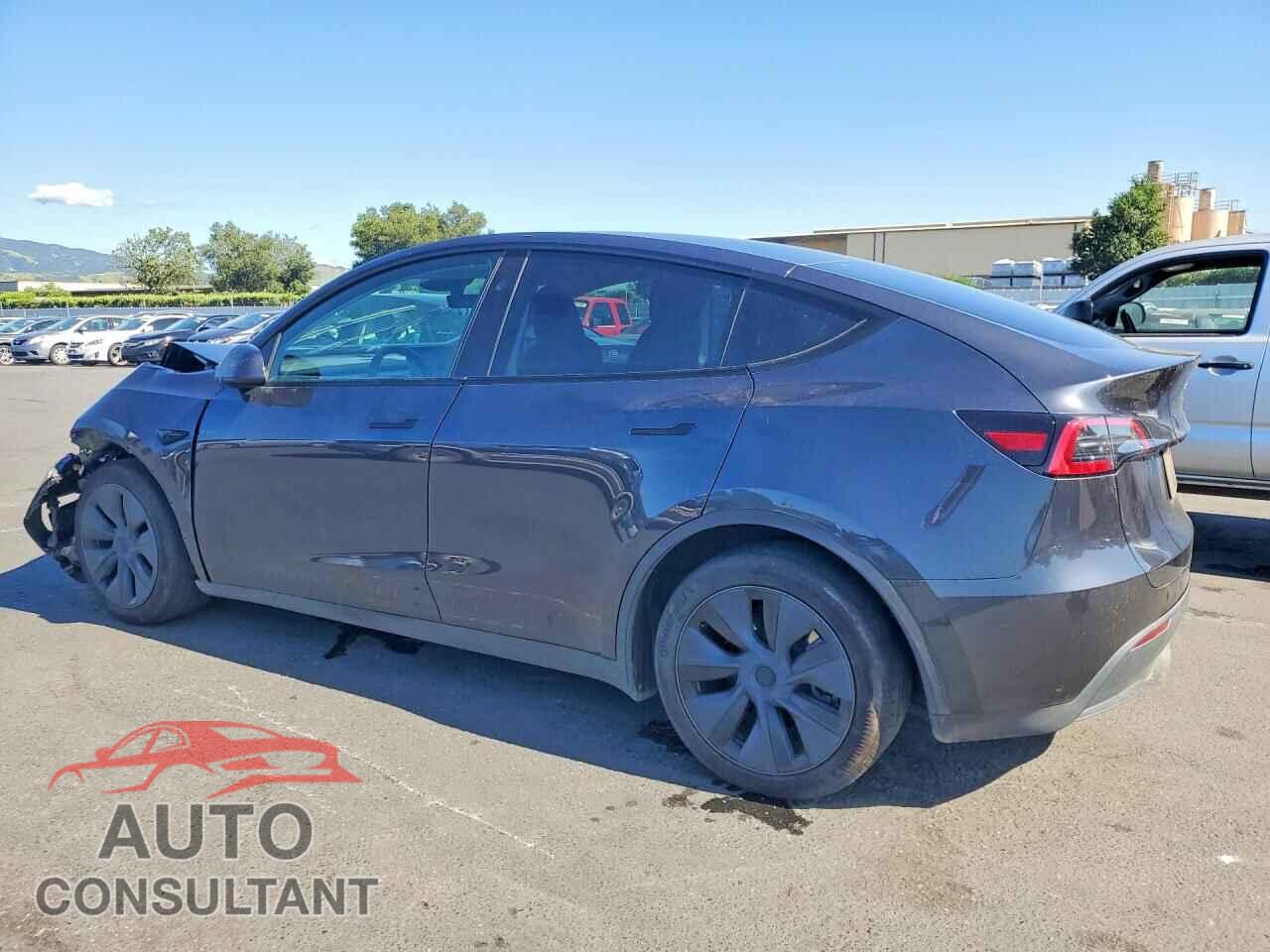 TESLA MODEL Y 2024 - 7SAYGAEEXRF190982