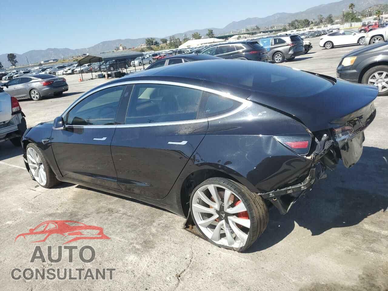 TESLA MODEL 3 2018 - 5YJ3E1EB2JF082637