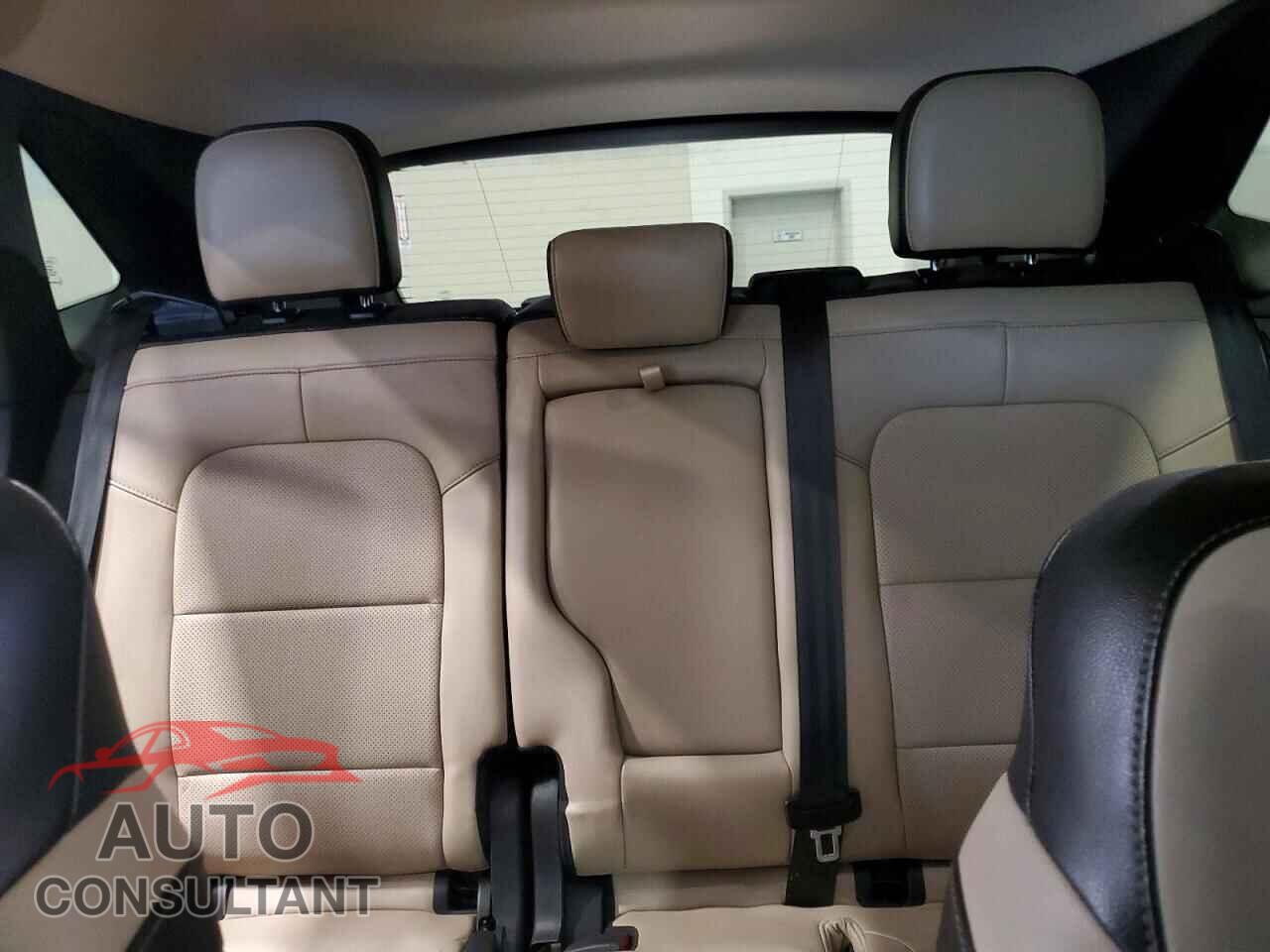FORD ESCAPE 2020 - 1FMCU9J95LUA19302
