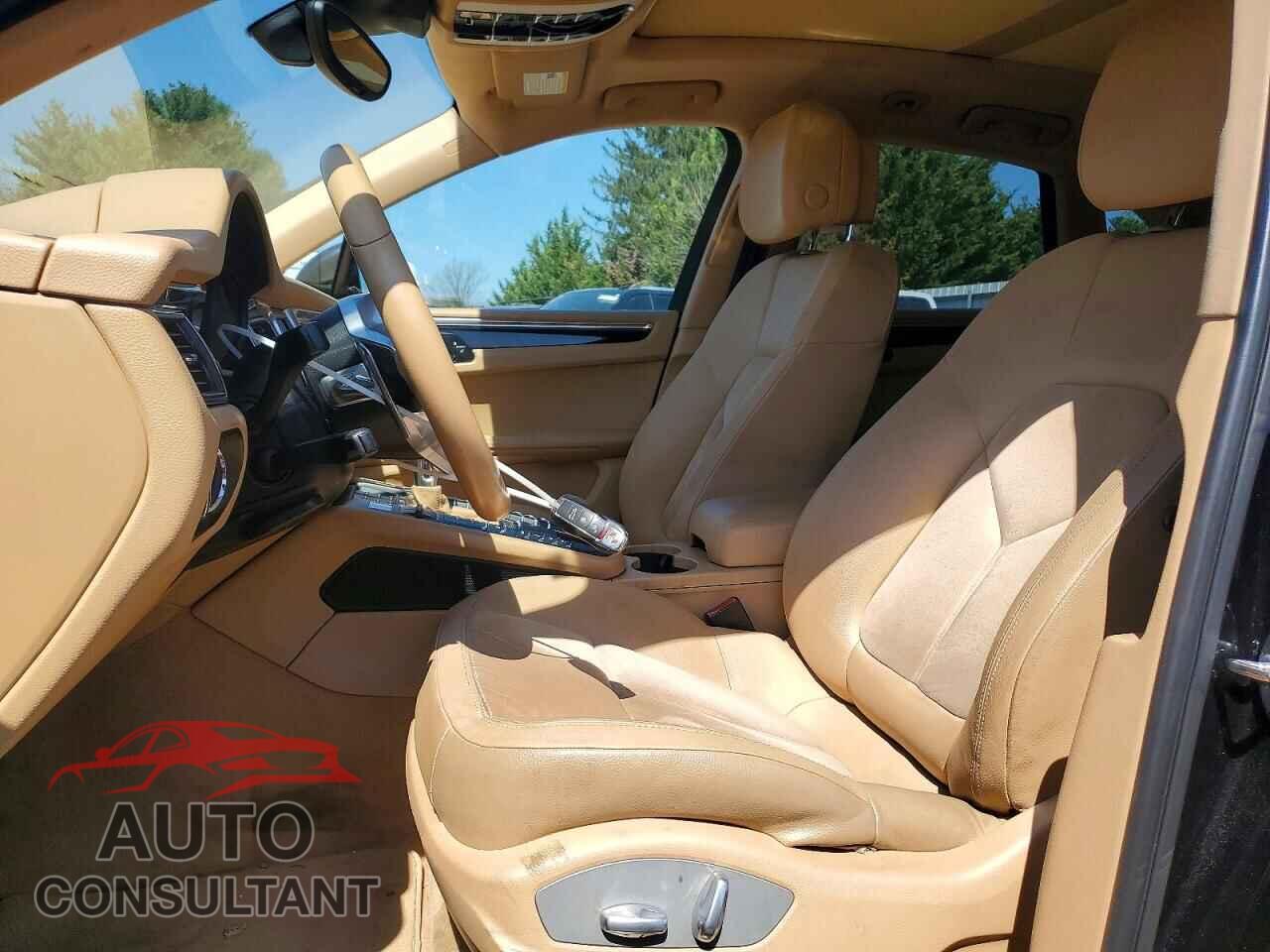 PORSCHE MACAN 2015 - WP1AB2A59FLB55012