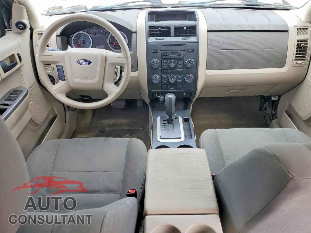 FORD ESCAPE 2010 - 1FMCU9C77AKD22117