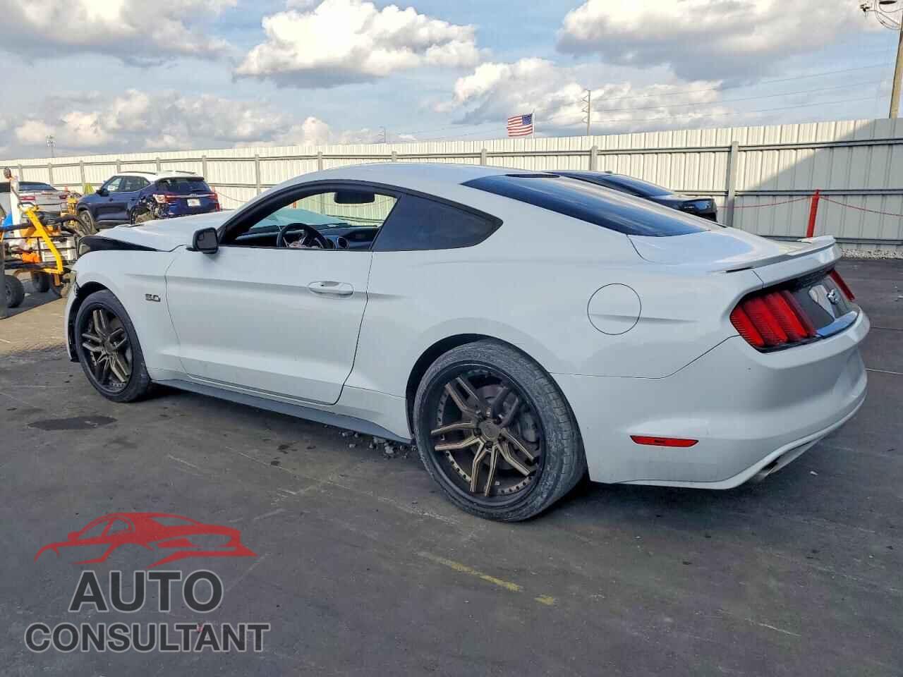 FORD MUSTANG 2017 - 1FA6P8CF2H5208633