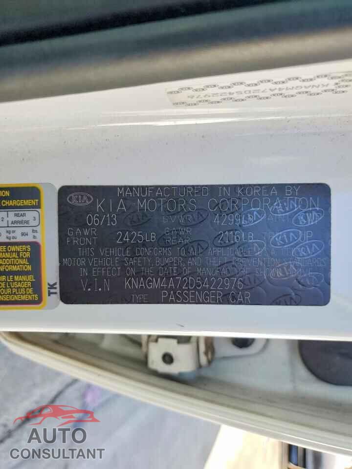 KIA OPTIMA 2013 - KNAGM4A72D5422976
