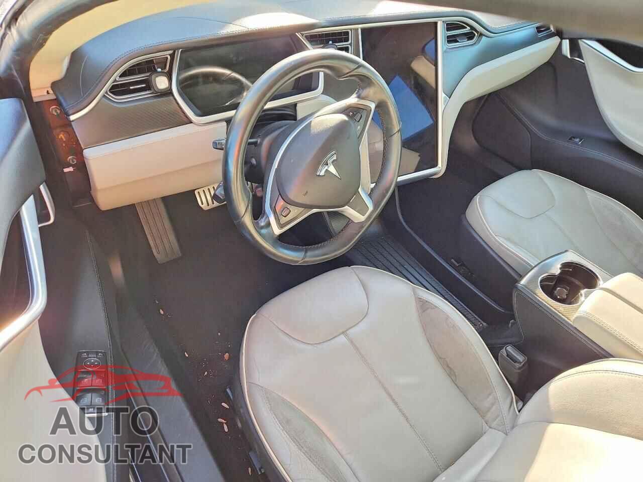 TESLA MODEL S 2013 - 5YJSA1CP0DFP24198