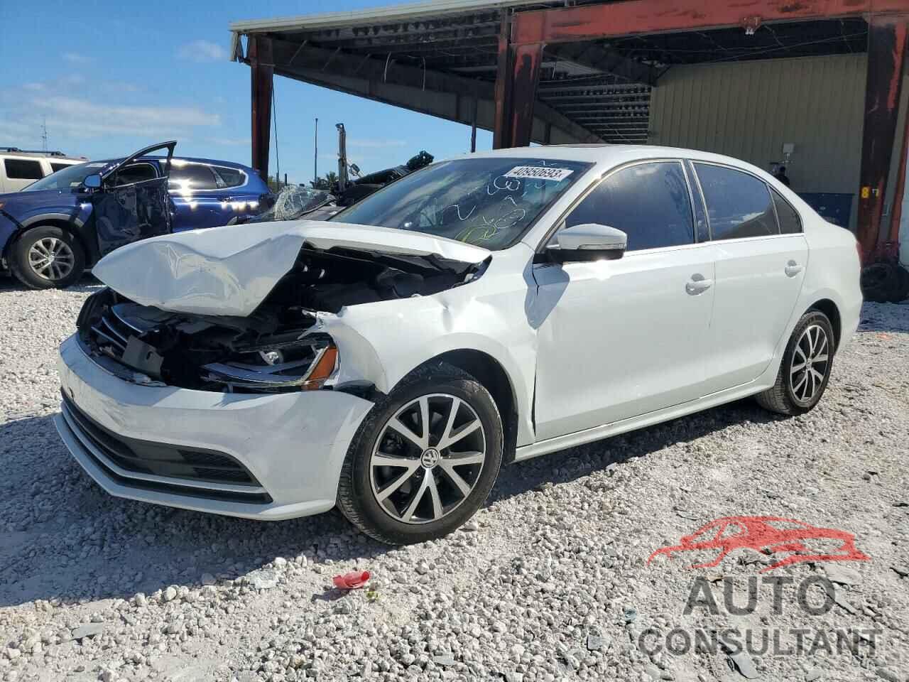 VOLKSWAGEN JETTA 2018 - 3VWDB7AJ1JM228032