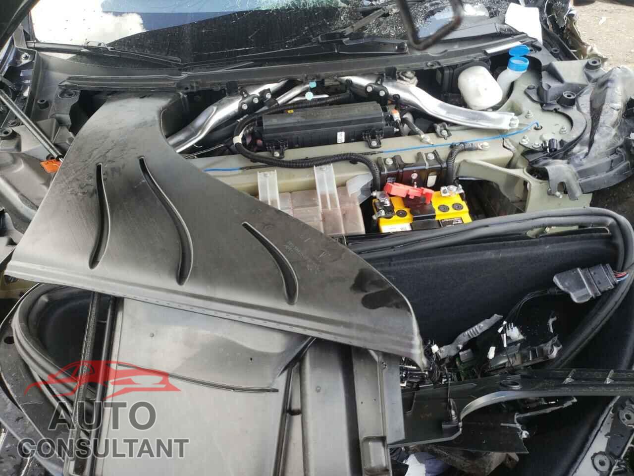 TESLA MODEL S 2018 - 5YJSA1E22JF277306