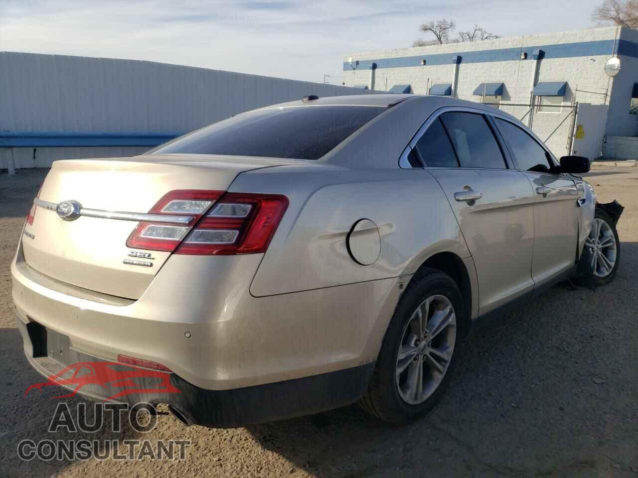 FORD TAURUS 2017 - 1FAHP2E86HG144556