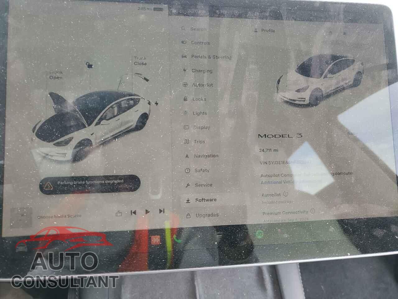 TESLA MODEL 3 2022 - 5YJ3E1EA6NF322897