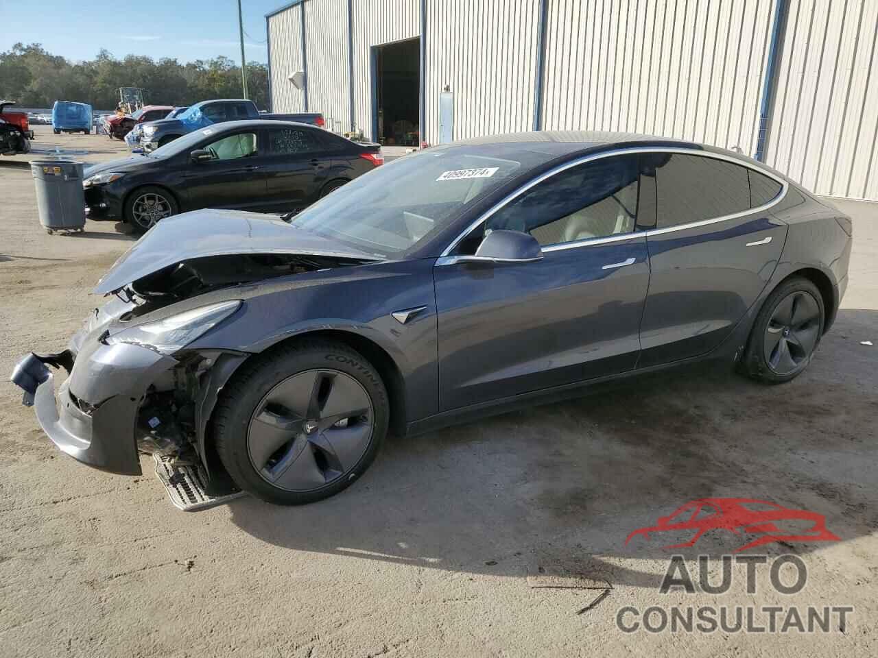 TESLA MODEL 3 2020 - 5YJ3E1EAXLF796719