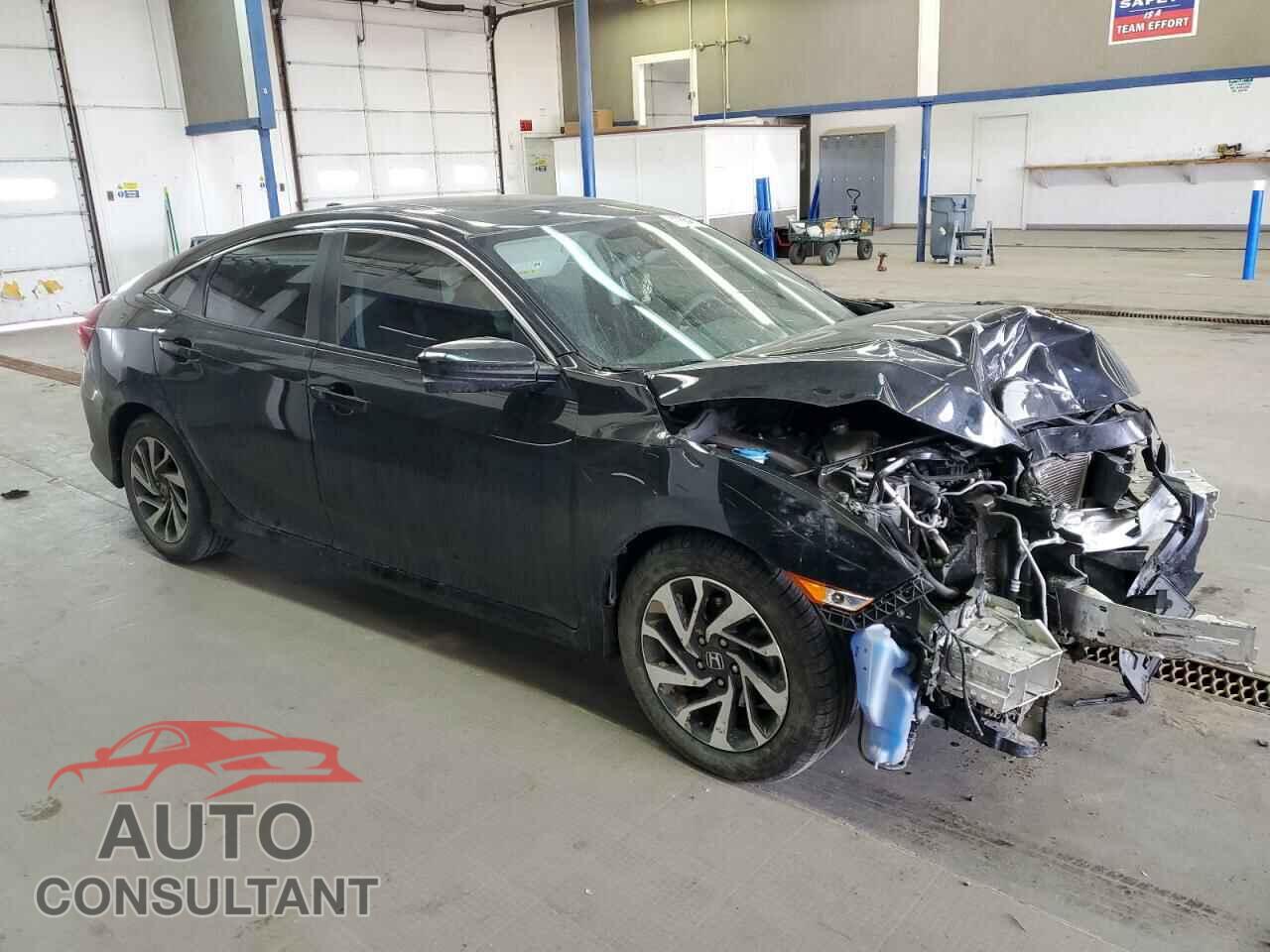 HONDA CIVIC 2018 - 2HGFC2F77JH574191