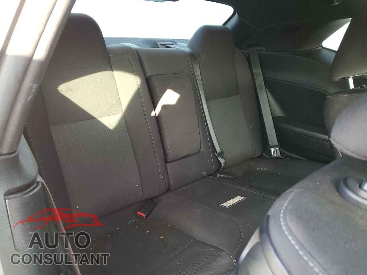 DODGE CHALLENGER 2015 - 2C3CDZAT4FH910760