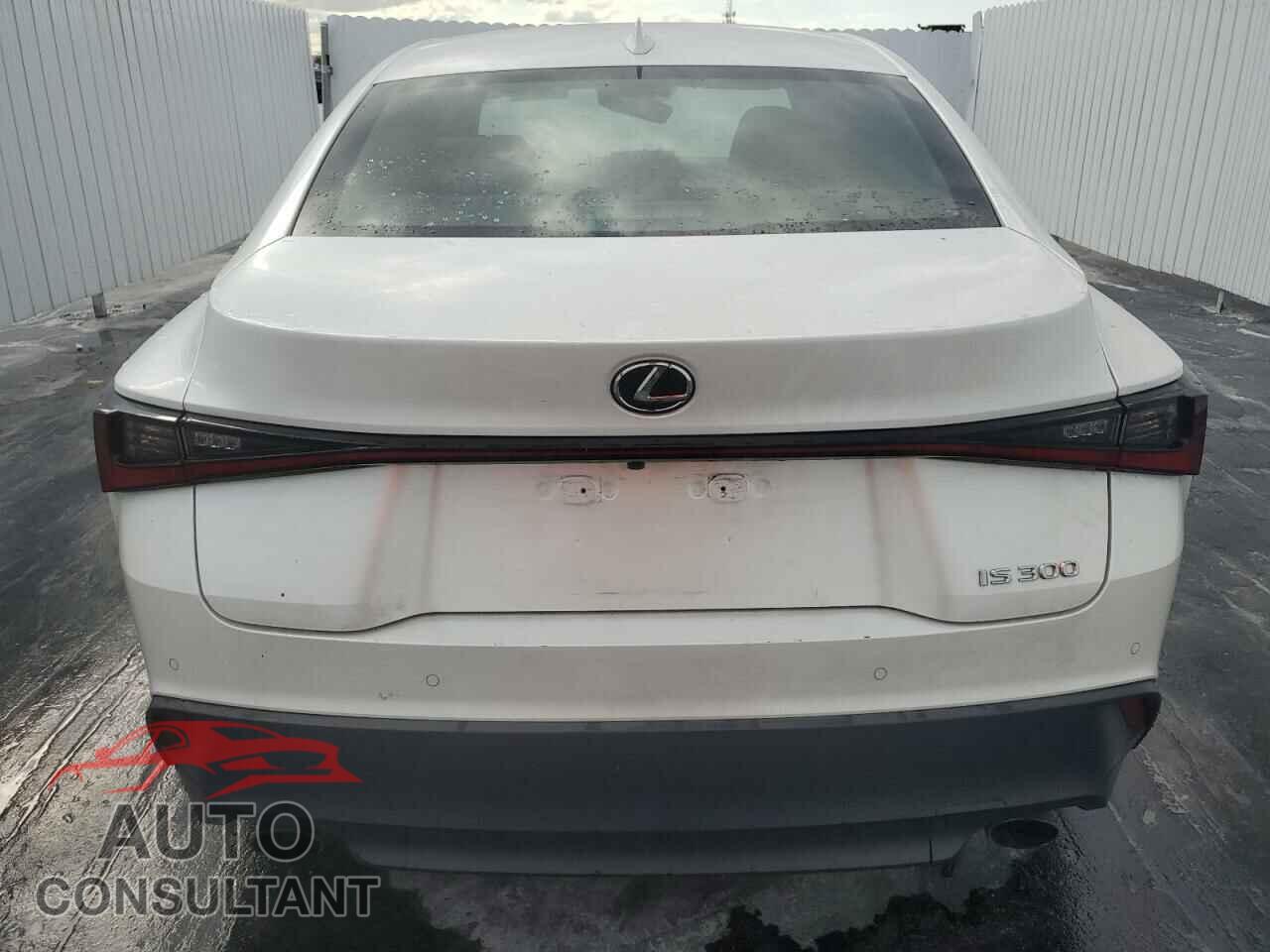 LEXUS IS 2021 - JTHCA1D24M5115025