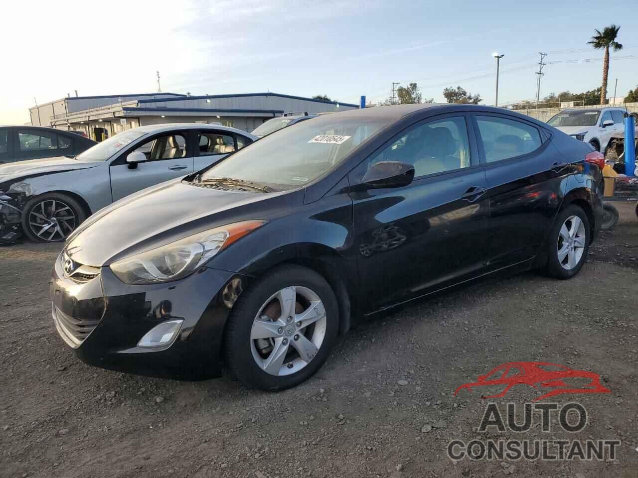 HYUNDAI ELANTRA 2013 - 5NPDH4AE3DH271302