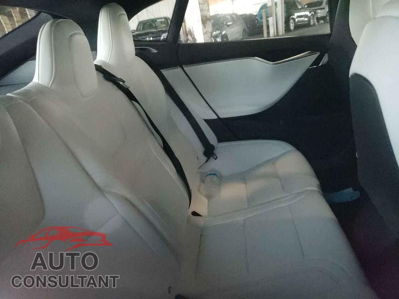 TESLA MODEL S 2017 - 5YJSA1E28HF229982