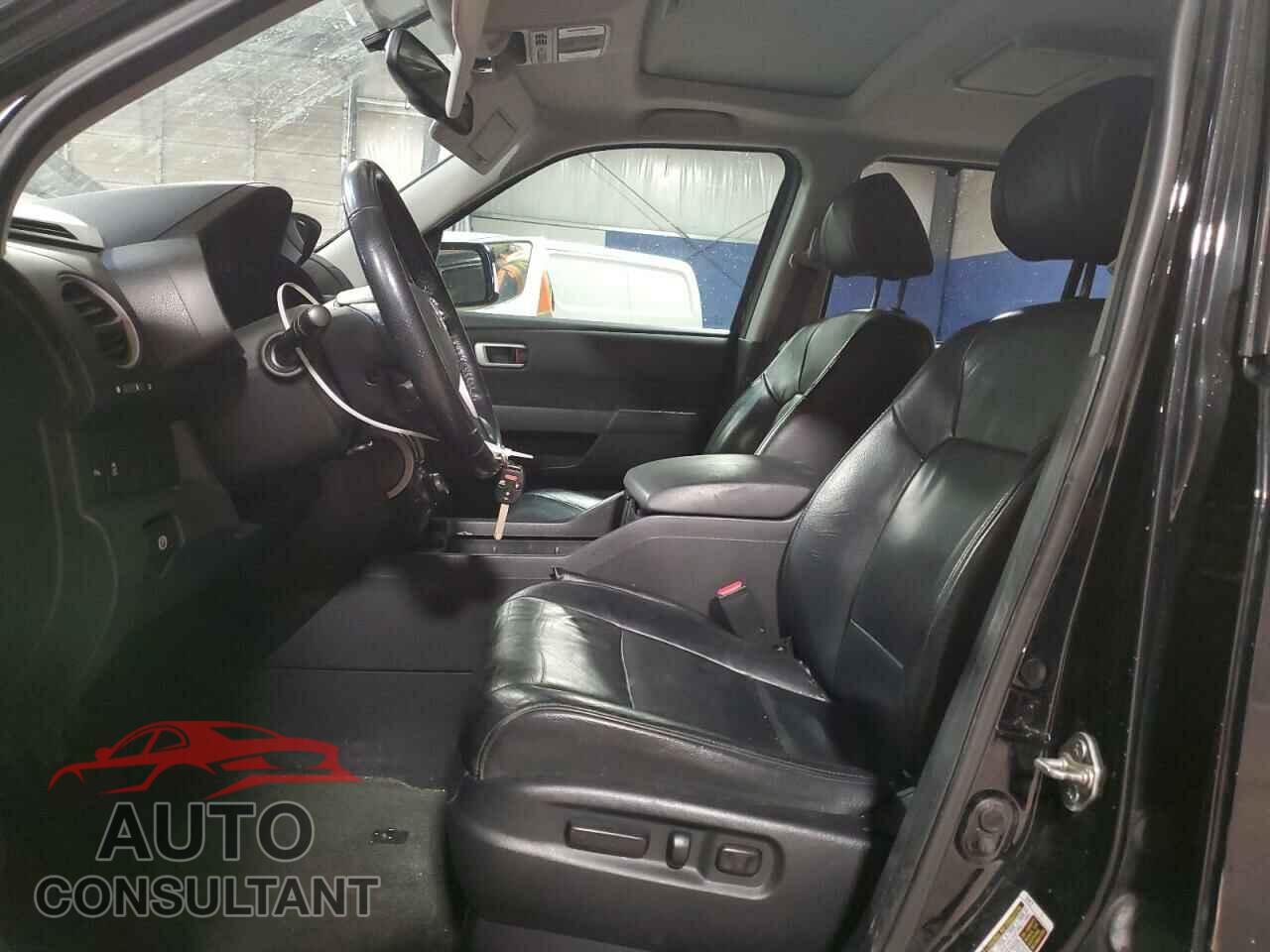 HONDA PILOT 2015 - 5FNYF3H97FB017197