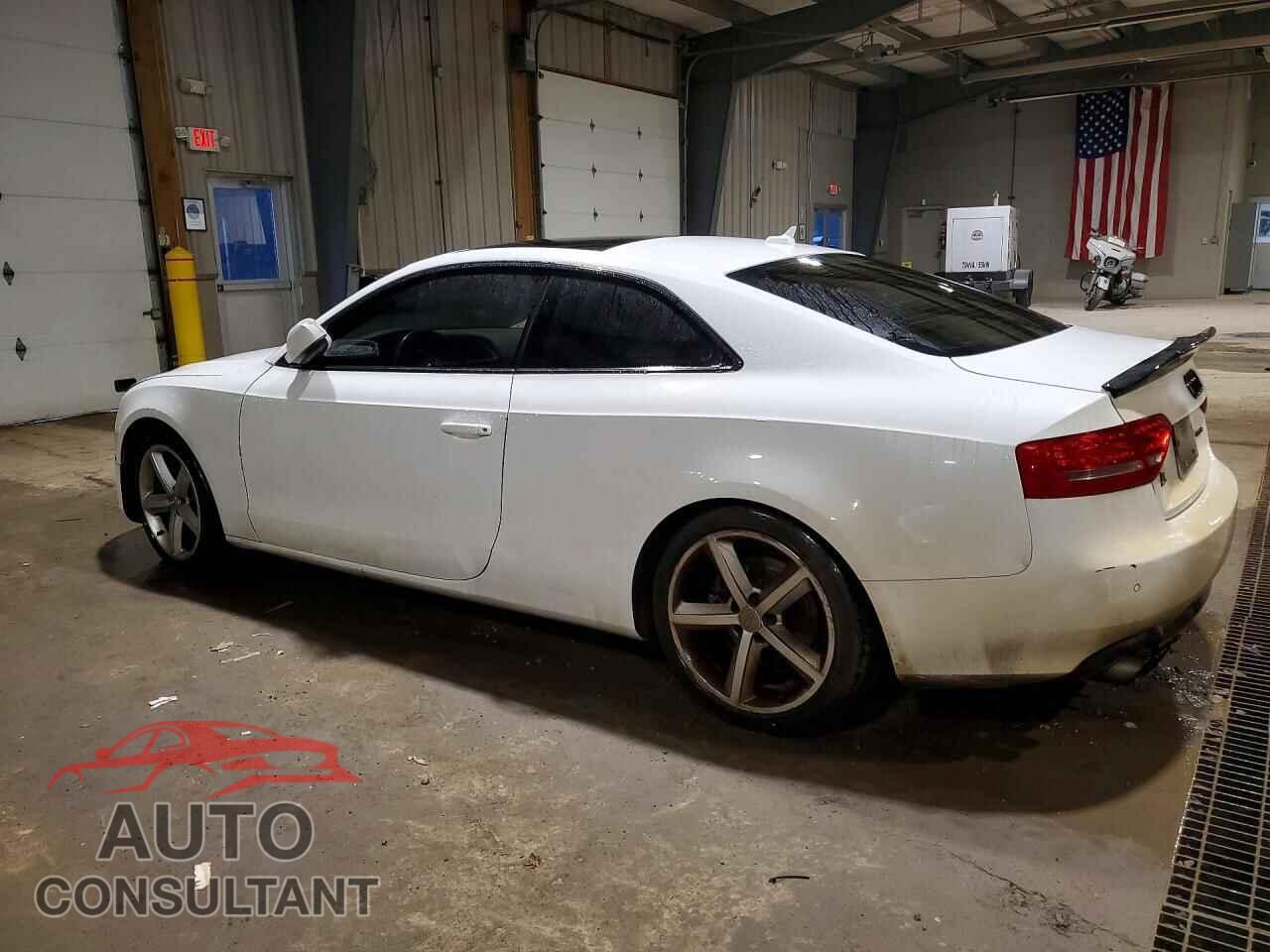 AUDI A5 2010 - WAULFAFR5AA007915