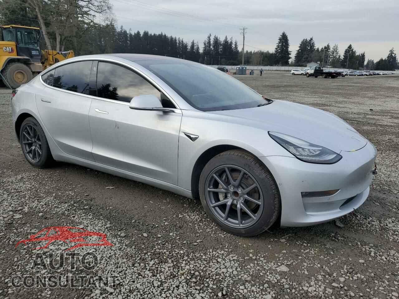 TESLA MODEL 3 2018 - 5YJ3E1EA9JF044085