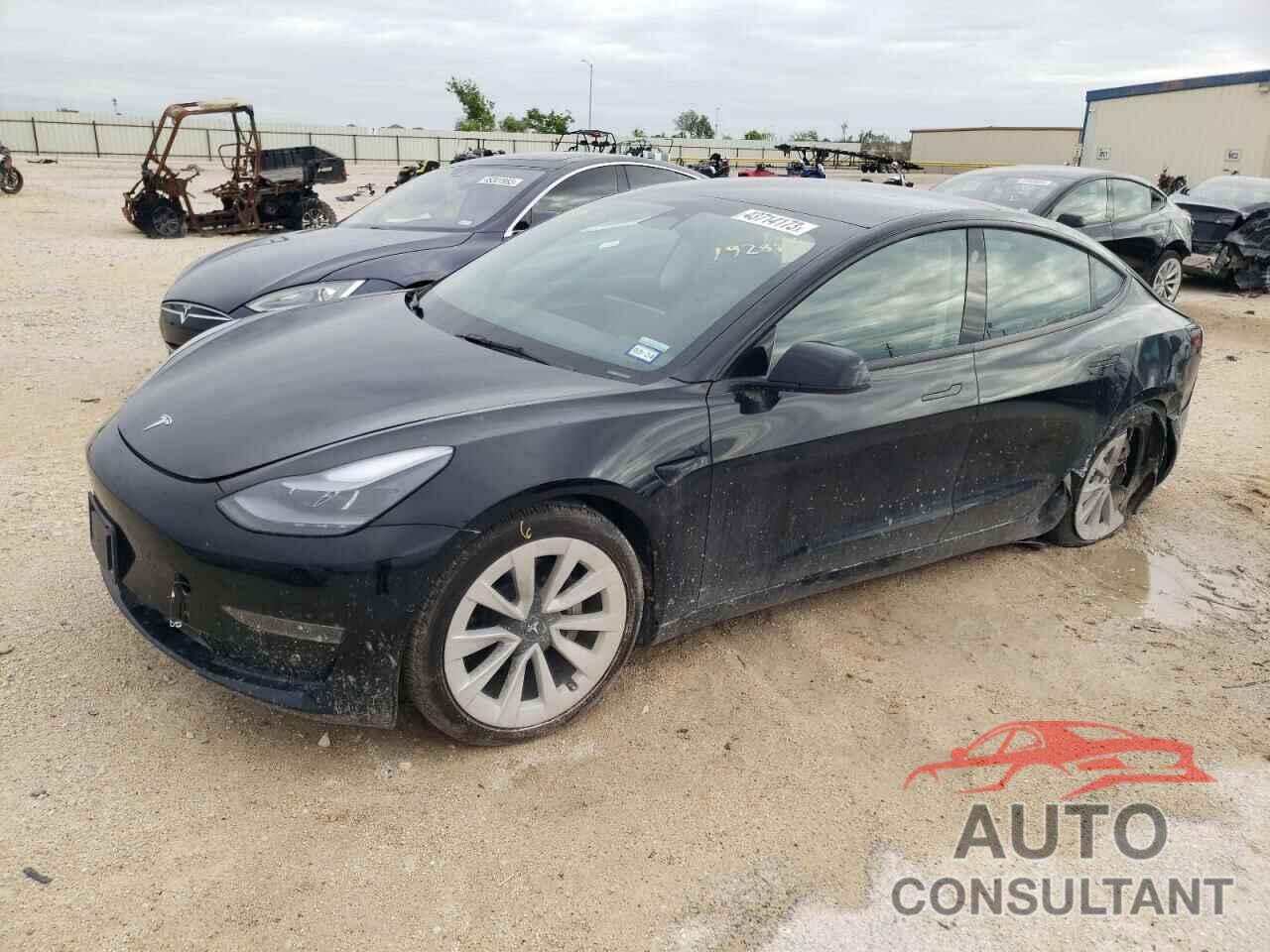 TESLA MODEL 3 2022 - 5YJ3E1EA9NF186779