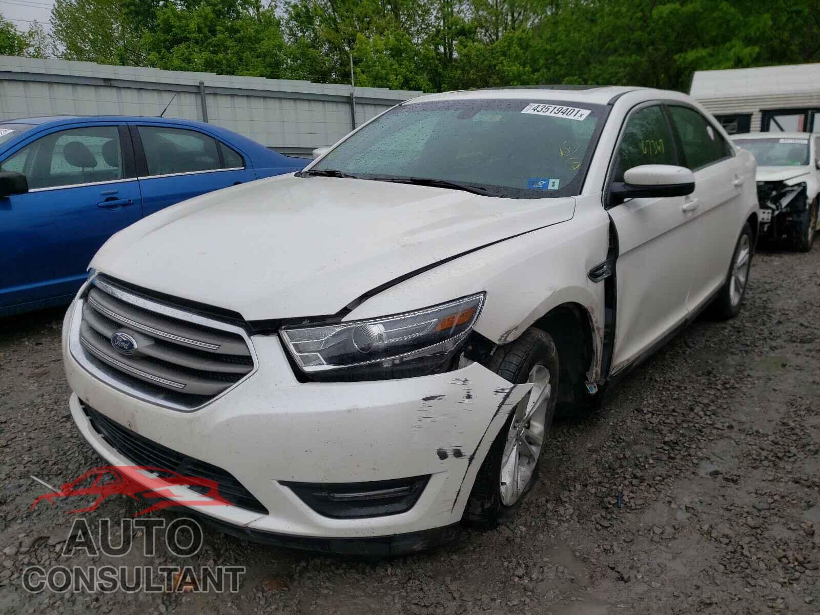 FORD TAURUS 2017 - 1FAHP2E85HG142944