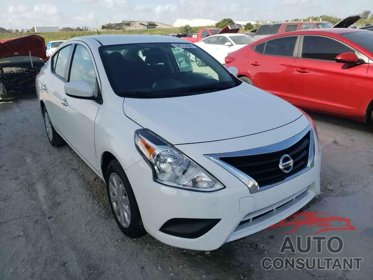 NISSAN VERSA 2019 - 3N1CN7AP5KL865350