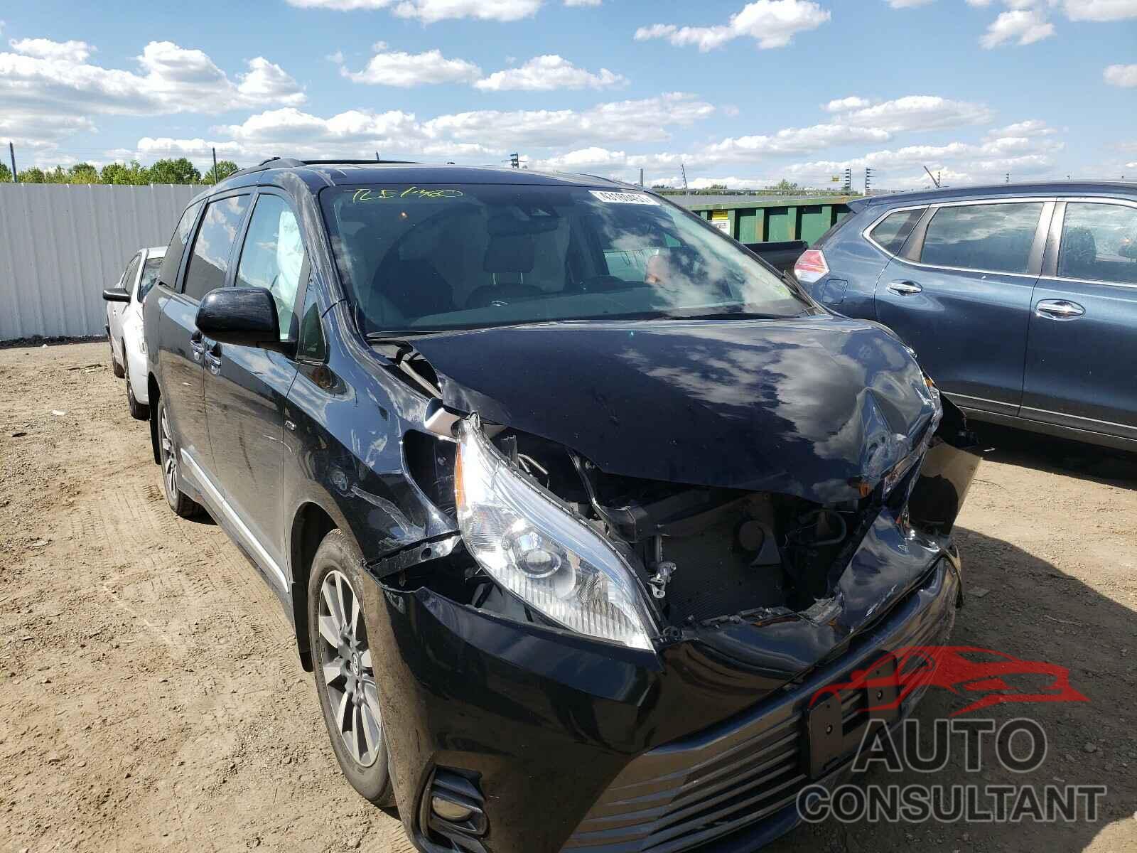 TOYOTA SIENNA 2019 - 5TDDZ3DC6KS212866