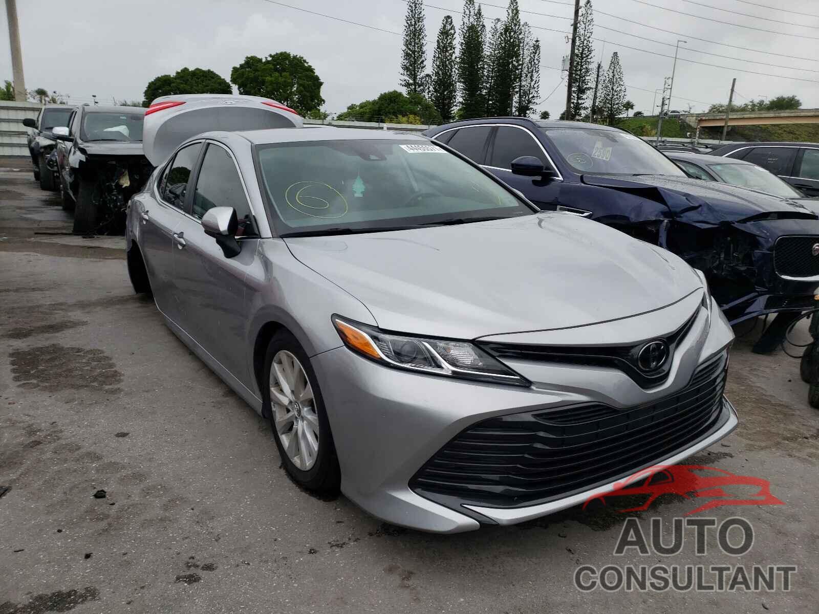 TOYOTA CAMRY 2019 - 4T1B11HK2KU192370