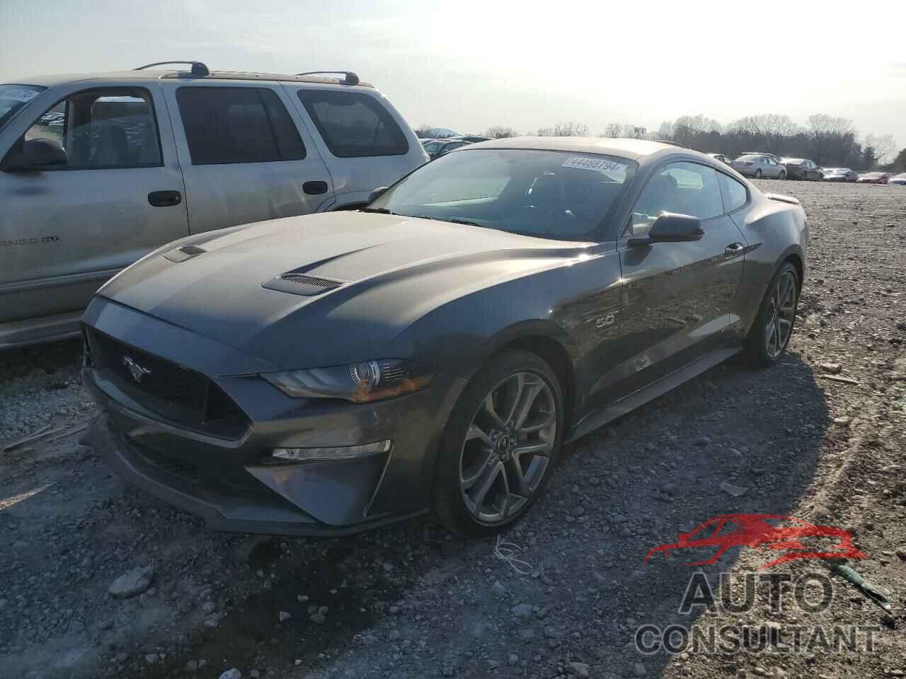 FORD MUSTANG 2018 - 1FA6P8CF9J5112889