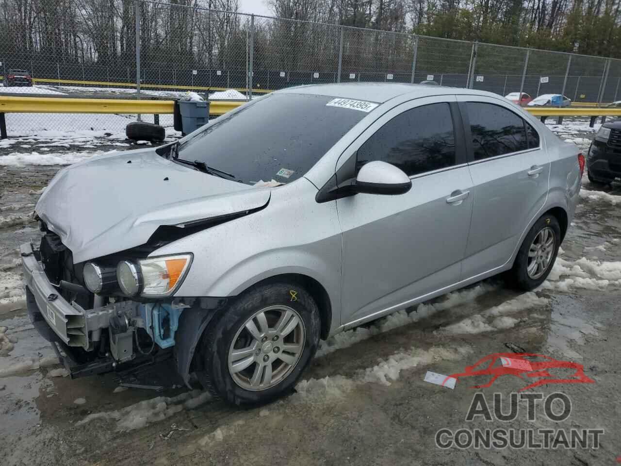 CHEVROLET SONIC 2015 - 1G1JC5SH9F4155135