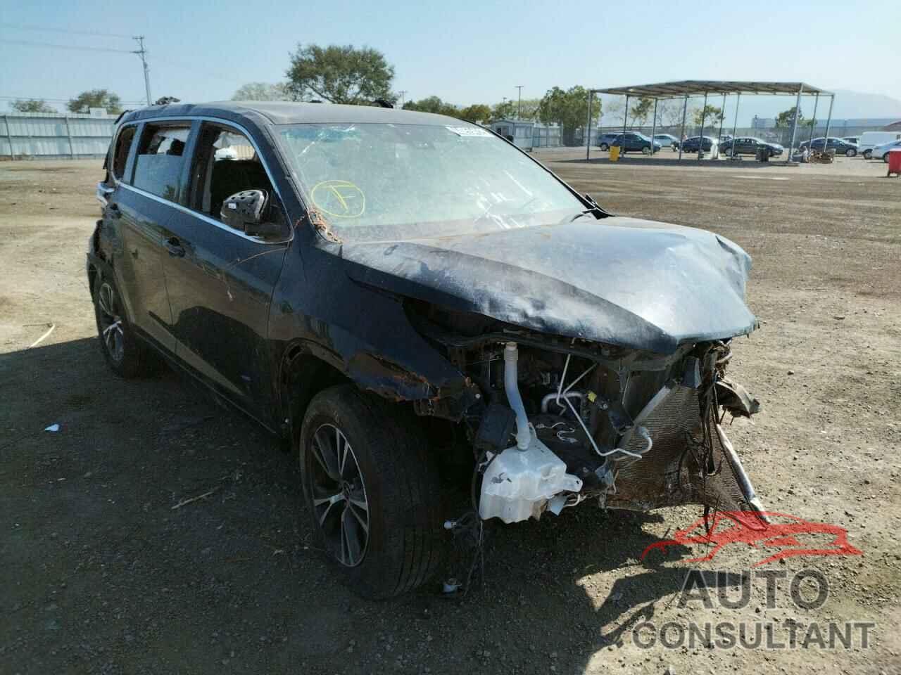 TOYOTA HIGHLANDER 2018 - 5TDZZRFH0JS286414