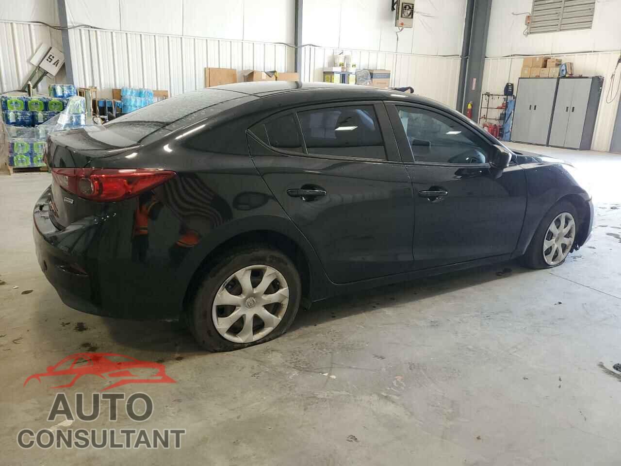 MAZDA 3 2018 - 3MZBN1U71JM246039