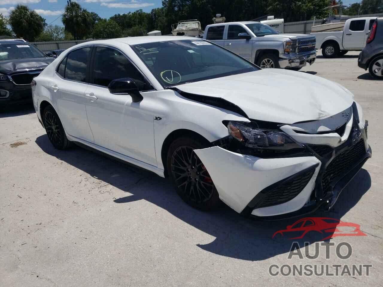 TOYOTA CAMRY 2022 - 4T1G11AK7NU668228