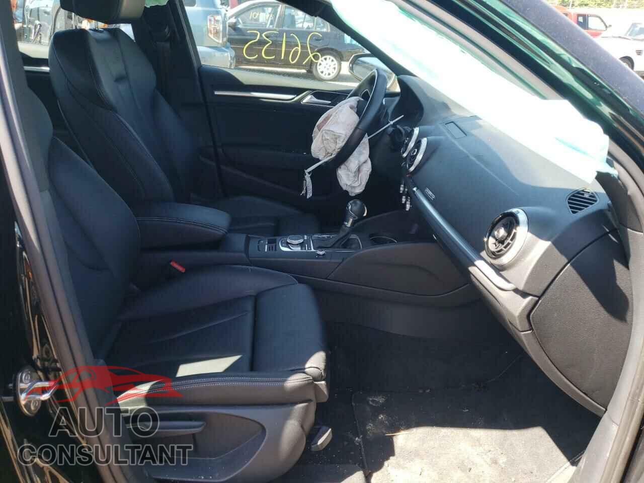 AUDI A3 2020 - WAUBEGFF5LA059409