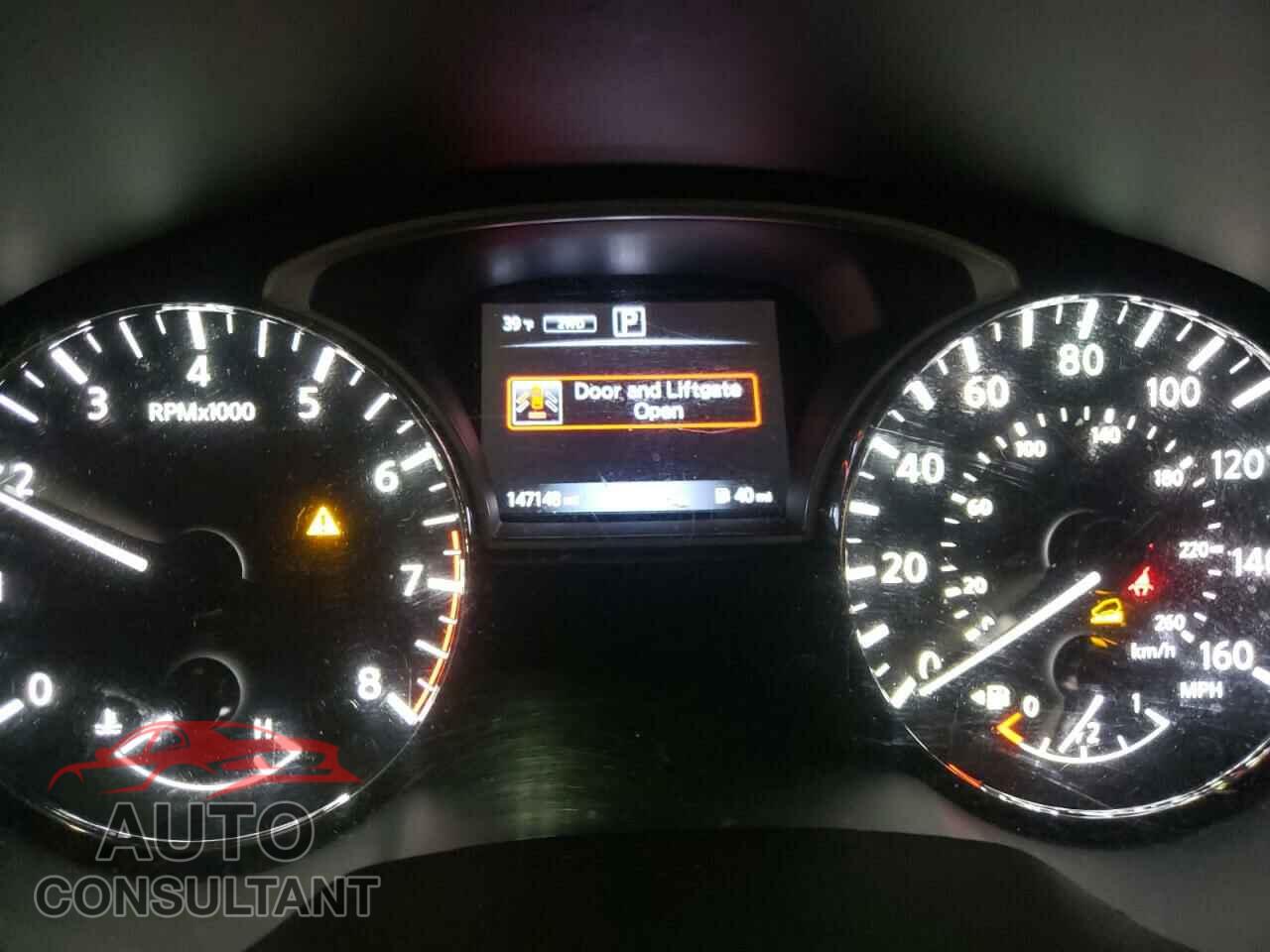 NISSAN PATHFINDER 2017 - 5N1DR2MM6HC636847