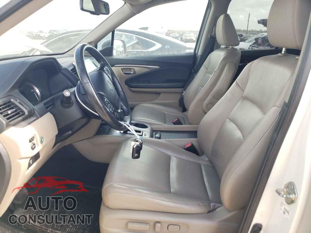 HONDA RIDGELINE 2017 - 5FPYK2F62HB009761