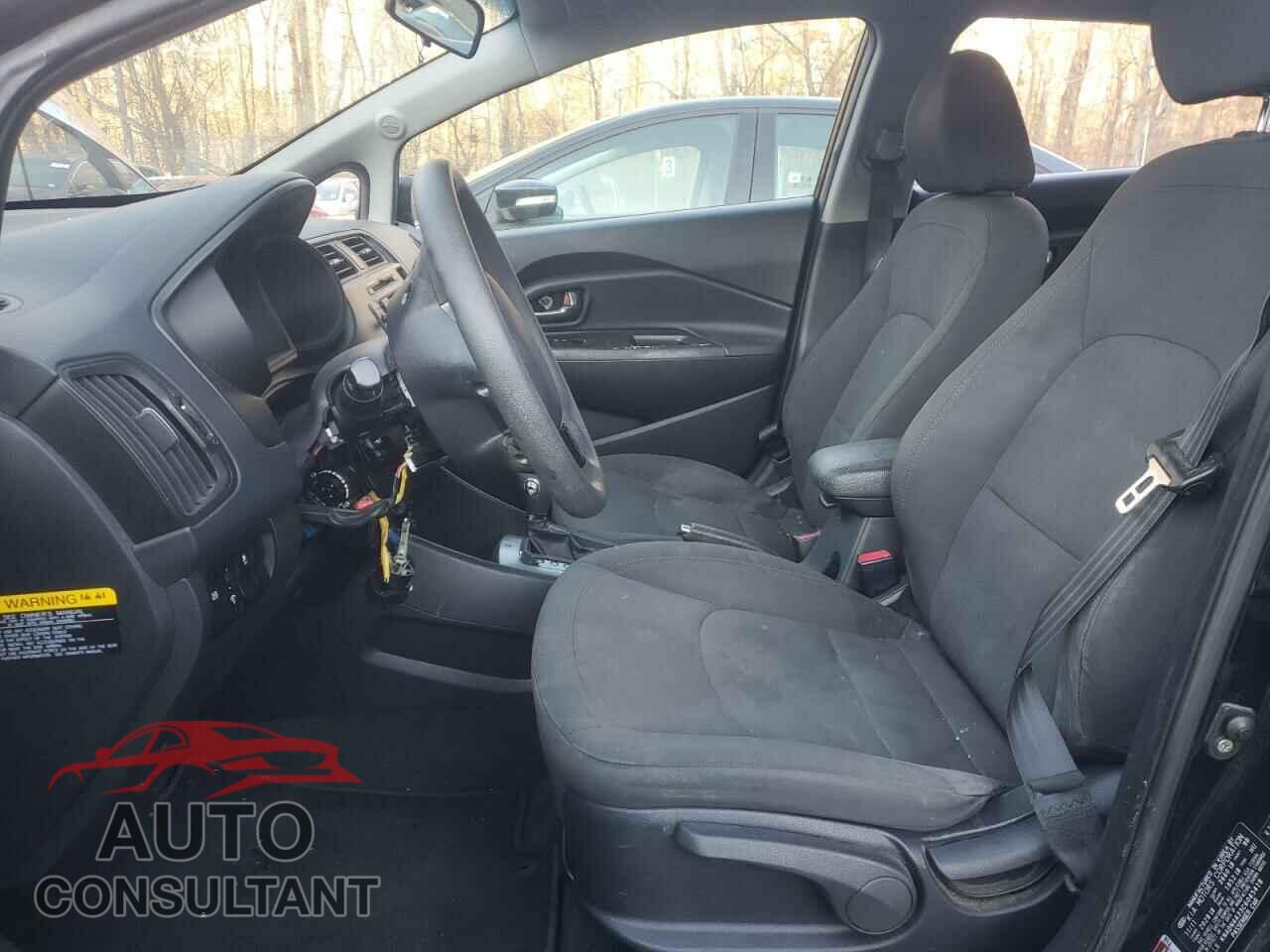 KIA RIO 2012 - KNADN4A33C6045418