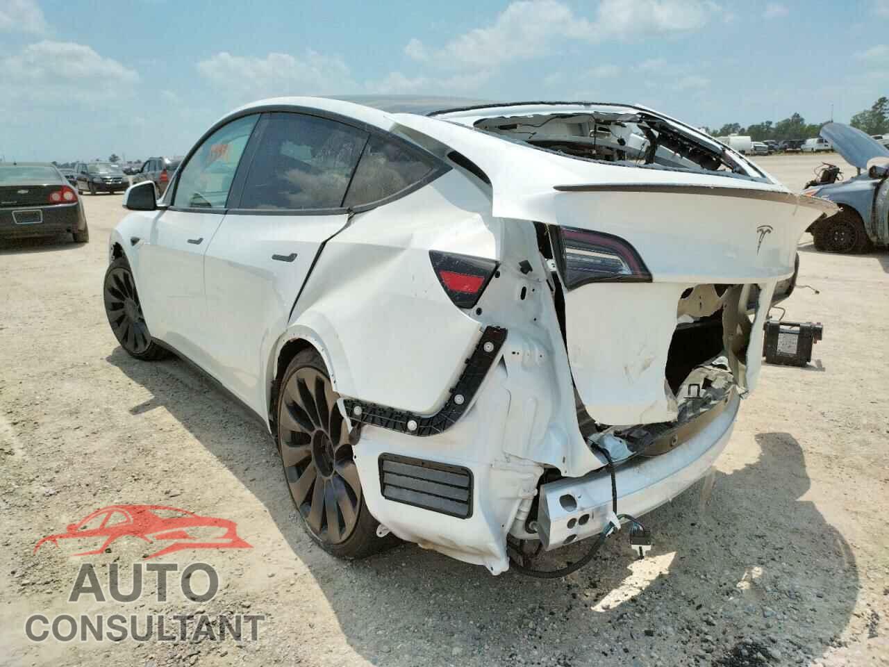 TESLA MODEL Y 2020 - 5YJYGDEFXLF025562