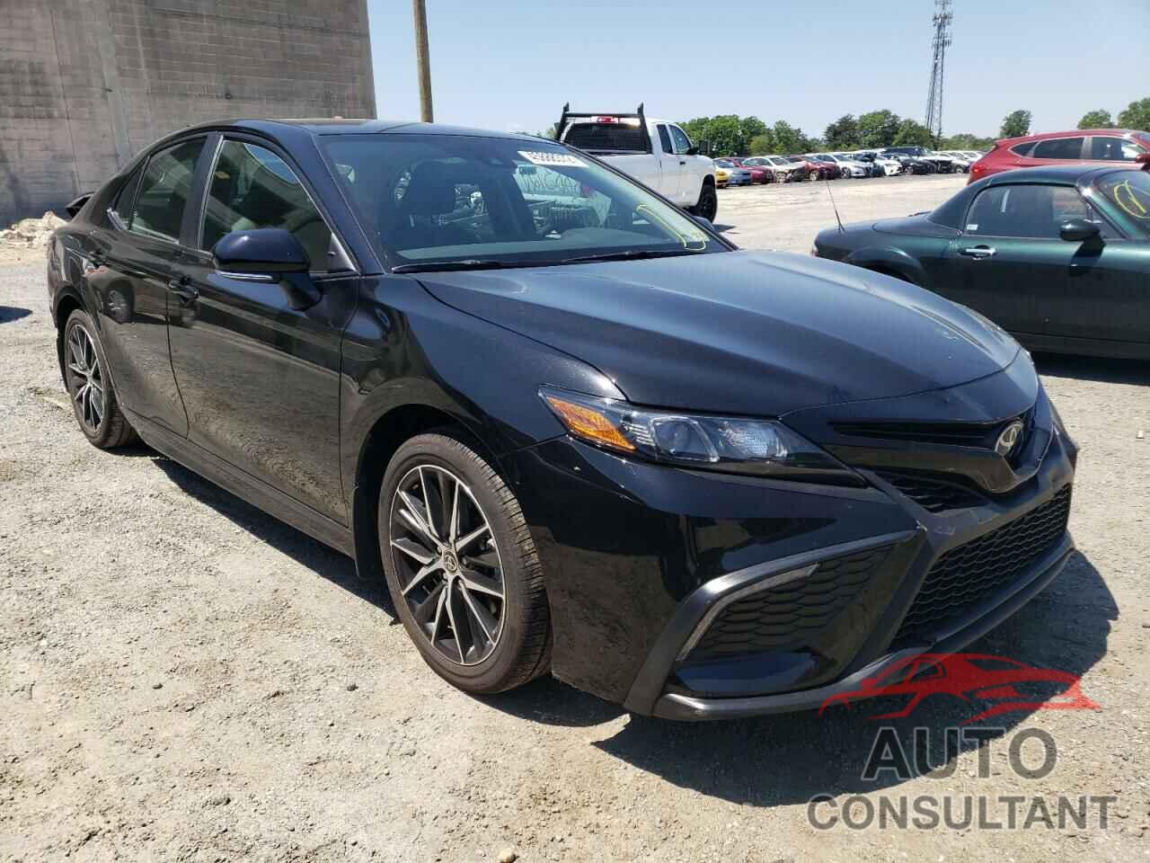 TOYOTA CAMRY 2022 - 4T1G11AK4NU651595