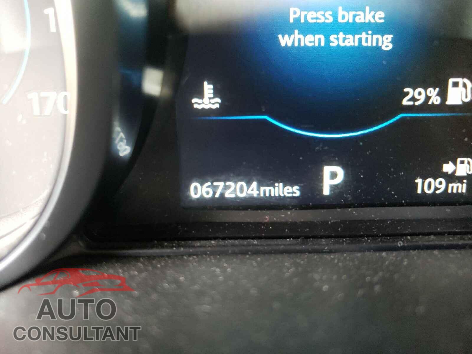 JAGUAR F-PACE 2018 - SADCJ2FX7JA293664