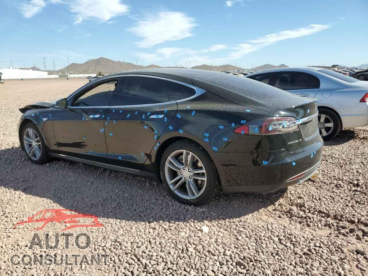 TESLA MODEL S 2015 - 5YJSA1E19FF115039